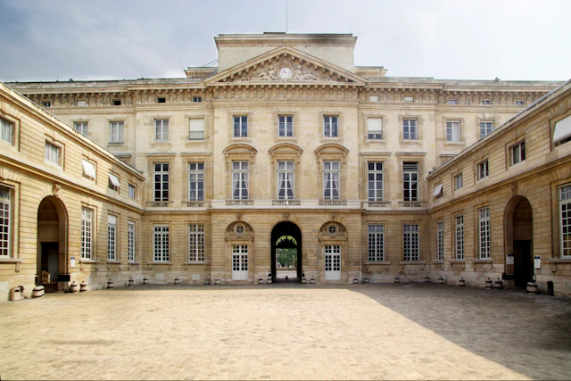 Monnaie de Paris ticket visit photo