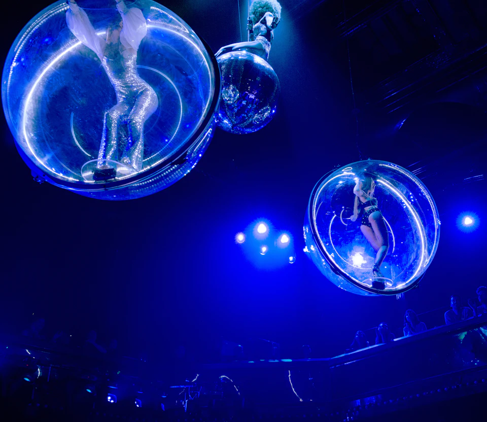 Paris Cabaret Shows